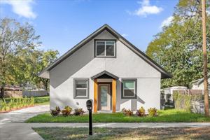 featured image of 600 N Lakewood Ave