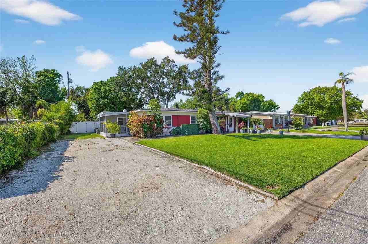 1760 75th Ave N - Photo 2 of 45