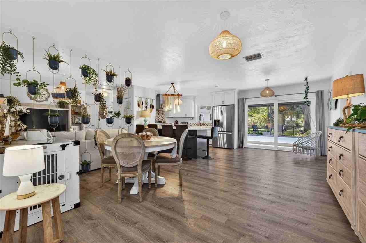 1760 75th Ave N - Photo 5 of 45