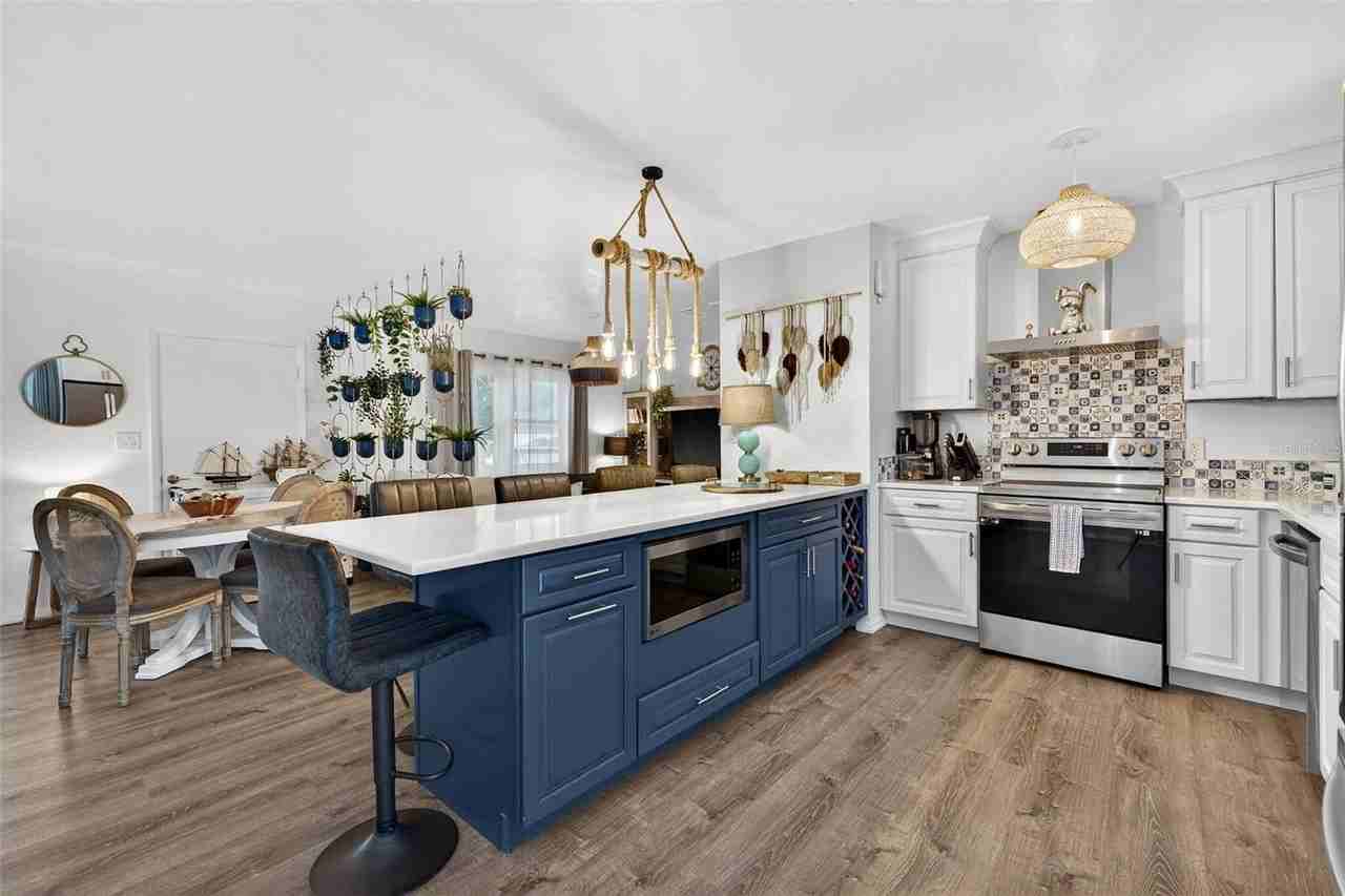 1760 75th Ave N - Photo 7 of 45