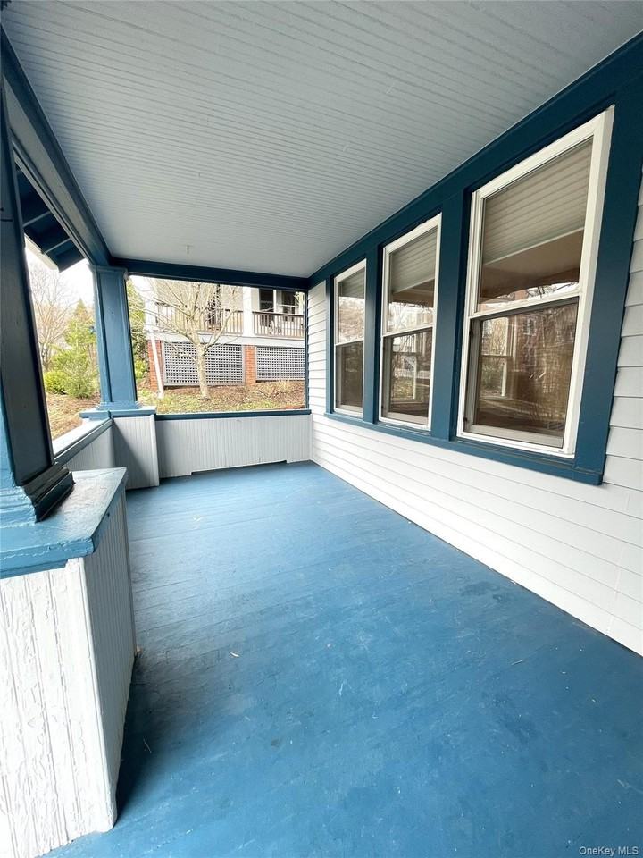 116 Castle Heights Ave - Photo 3 of 27