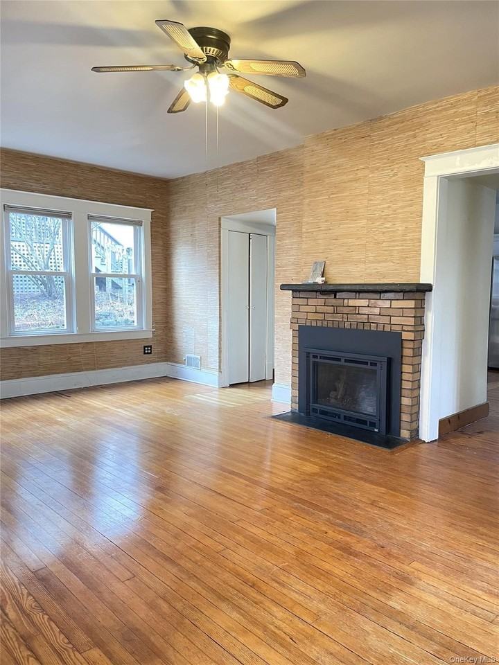 116 Castle Heights Ave - Photo 6 of 27