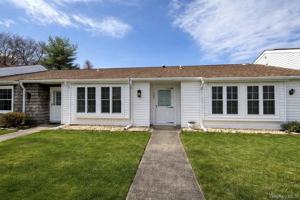 featured image of 426 Aylesbury Ct Unit C