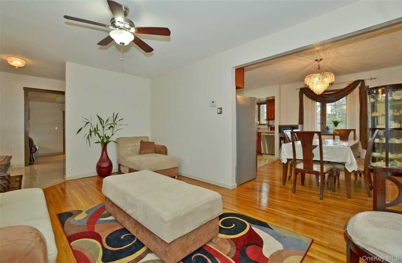 327 Town Line Rd - Photo 7 of 40