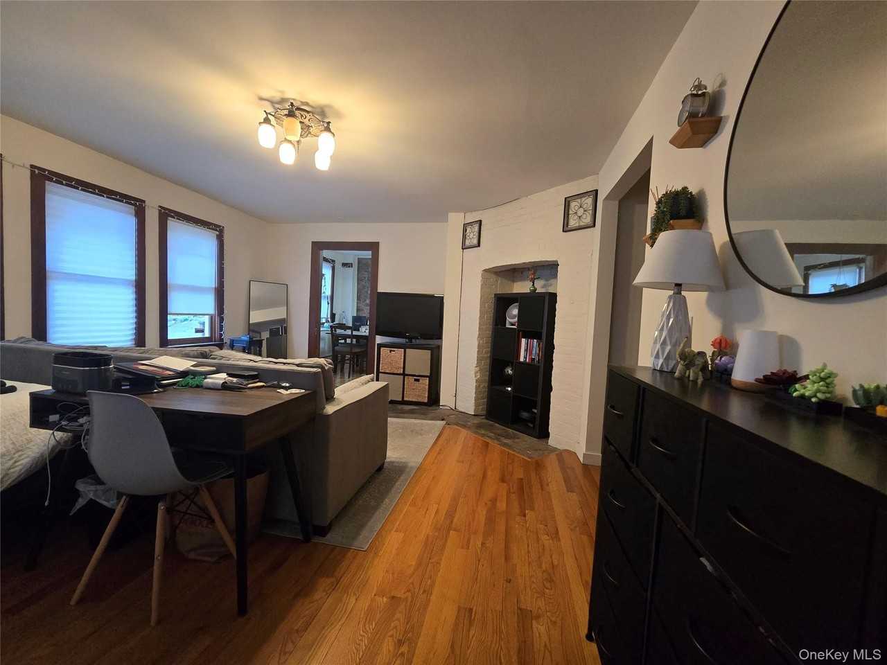 117 S Broadway Unit S - Photo 6 of 13