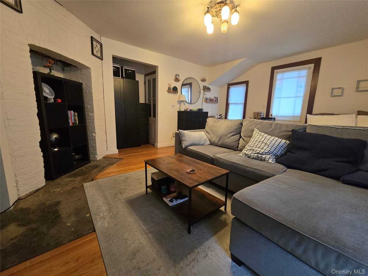 117 S Broadway Unit S - Photo 7 of 13