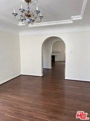 357 S Doheny Dr - Photo 3 of 8