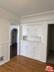 357 S Doheny Dr - Photo 6 of 8