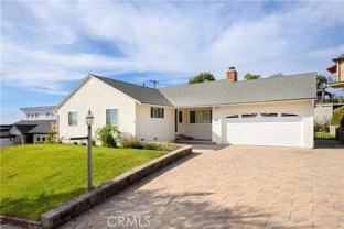 841 Irving Dr - Photo 1 of 1