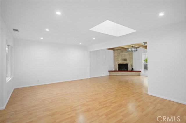 3029 Los Olivos Ln - Photo 5 of 8