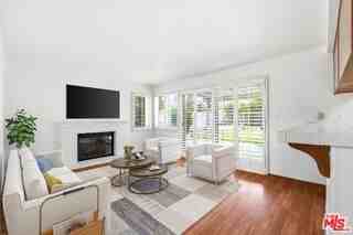 25842 Browning Pl - Photo 5 of 8