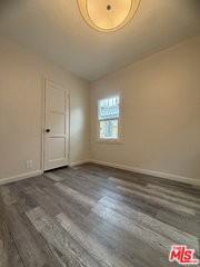 12015 Riverside Dr - Photo 4 of 8