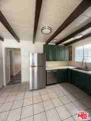 12015 Riverside Dr - Photo 5 of 8