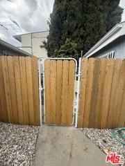 12015 Riverside Dr - Photo 7 of 8