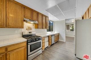 12124 Goshen Ave #206 - Photo 3 of 8