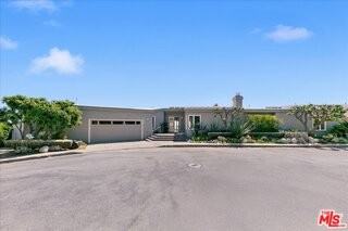 18244 Coastline Dr - Photo 2 of 8