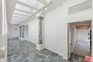 18244 Coastline Dr - Photo 5 of 8