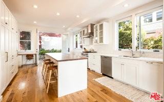 2513 3rd St - Photo 2 of 8