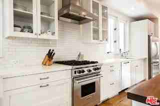 2513 3rd St - Photo 4 of 8