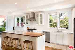 2513 3rd St - Photo 7 of 8