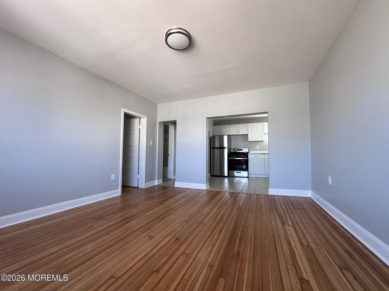 404 Main St Unit 3 - Photo 2 of 10