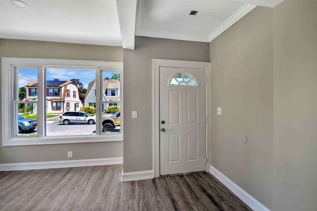 8 Dolan Avenue unit: A - Photo 2 of 14