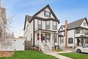 featured image of 127 N West St Apt 2r