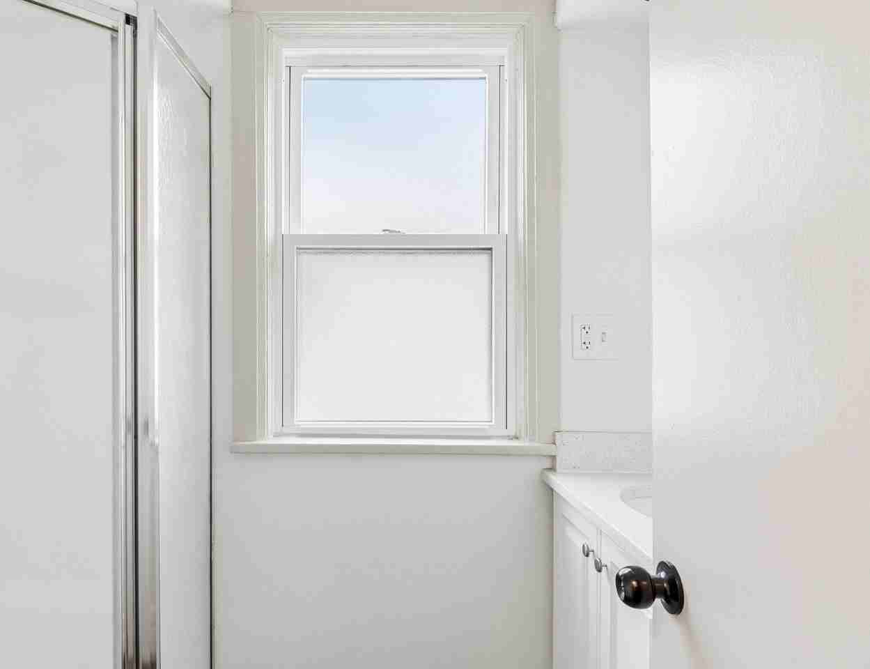 127 N West St Apt 2r - Photo 6 of 11