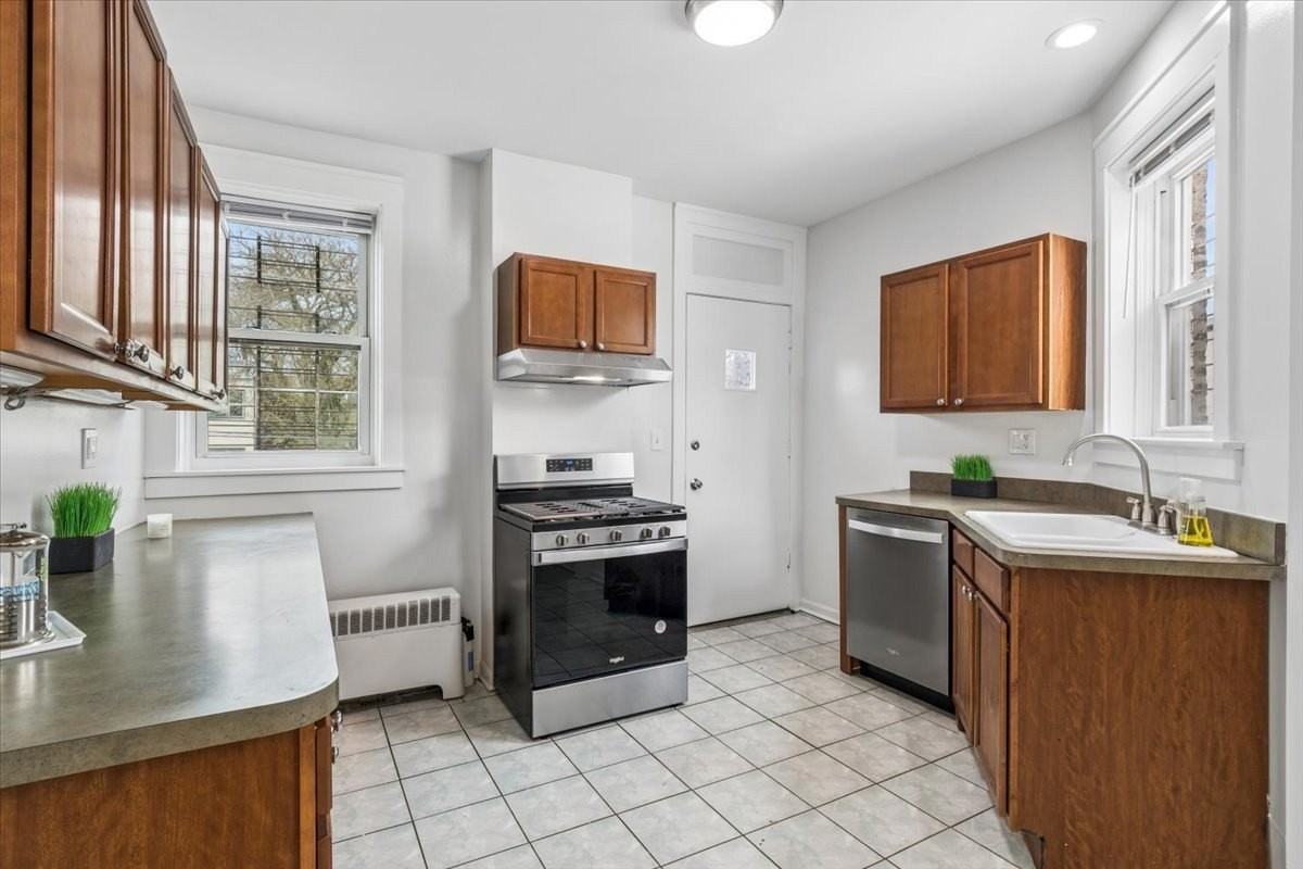 5414 N Broadway St Unit 2 - Photo 7 of 18