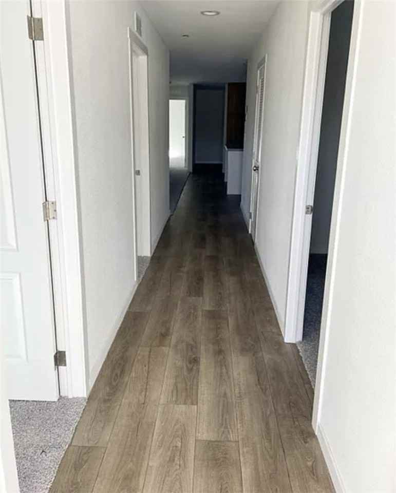 120 Diana St - Photo 3 of 10