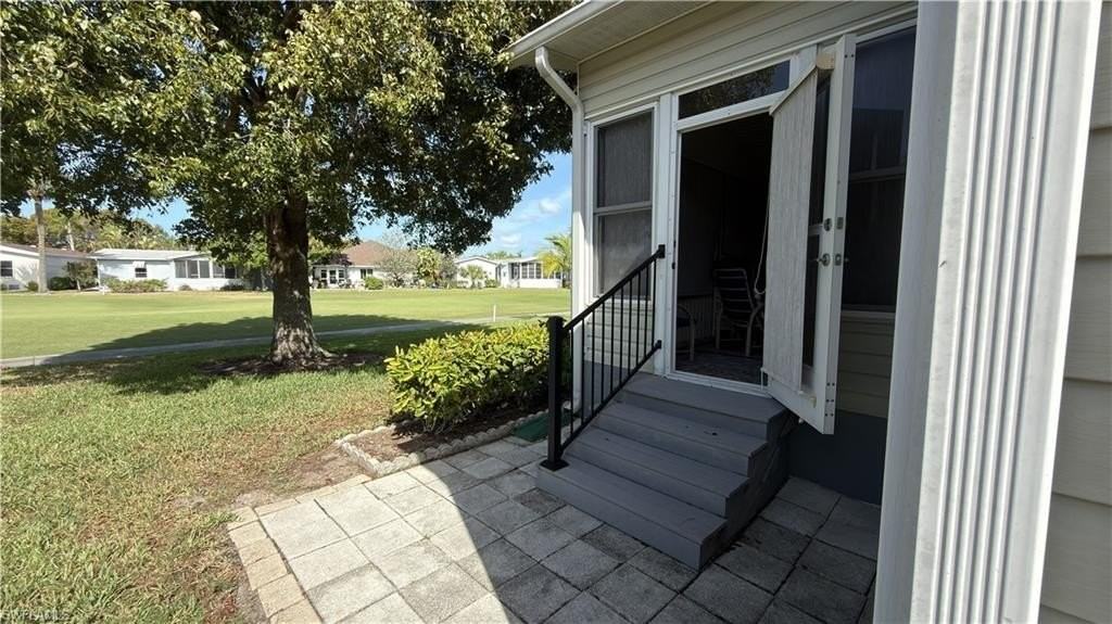 26239 Bonita Fairways Cir - Photo 7 of 17