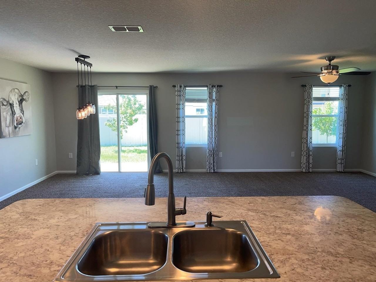 2100 Pebble Point Dr - Photo 7 of 32