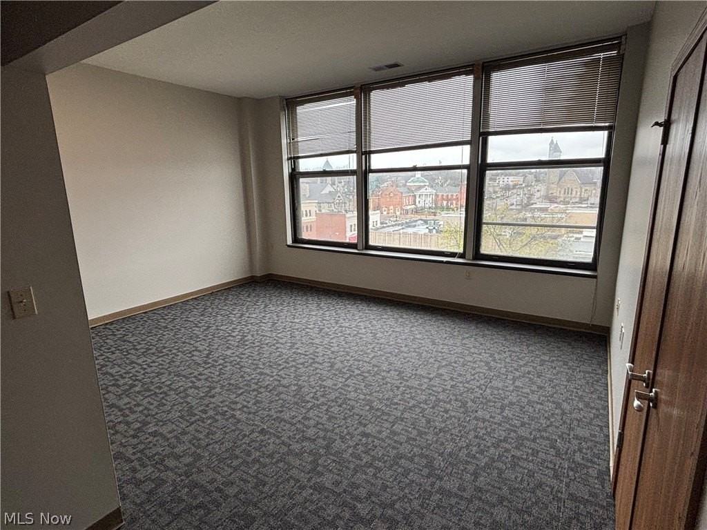 59 Lincoln Way E #602 - Photo 2 of 6