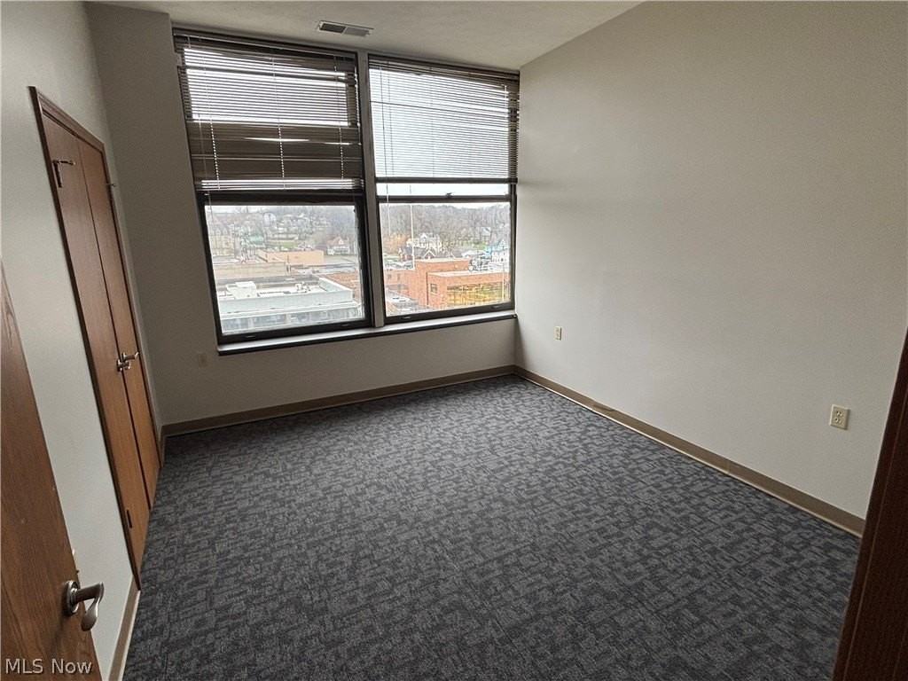 59 Lincoln Way E #602 - Photo 5 of 6