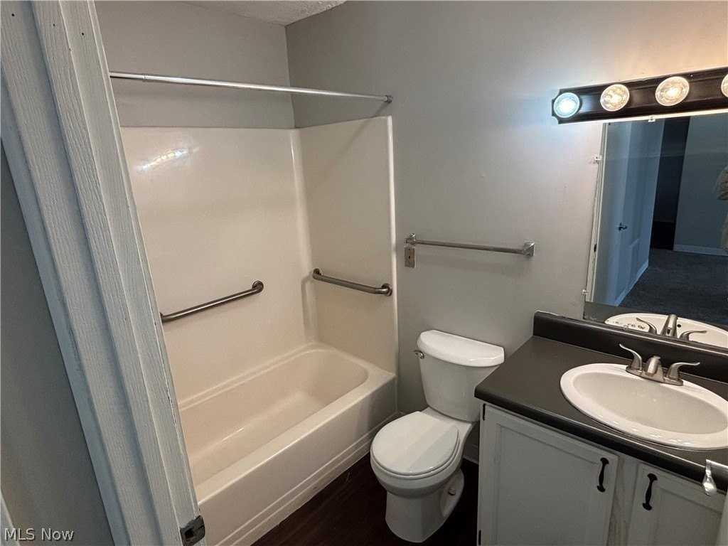 59 Lincoln Way E Apt 703 - Photo 6 of 6