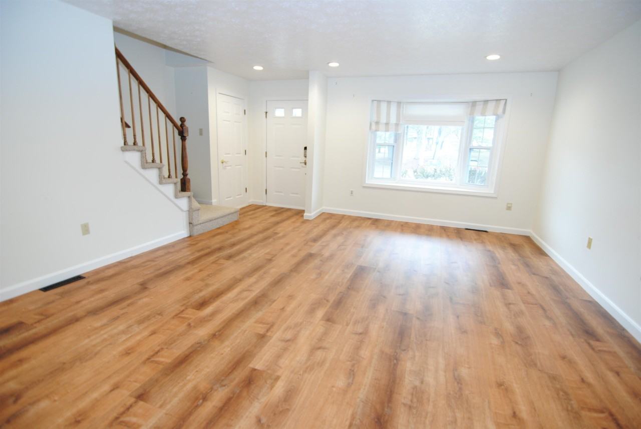 5 Cadogan Way - Photo 3 of 36