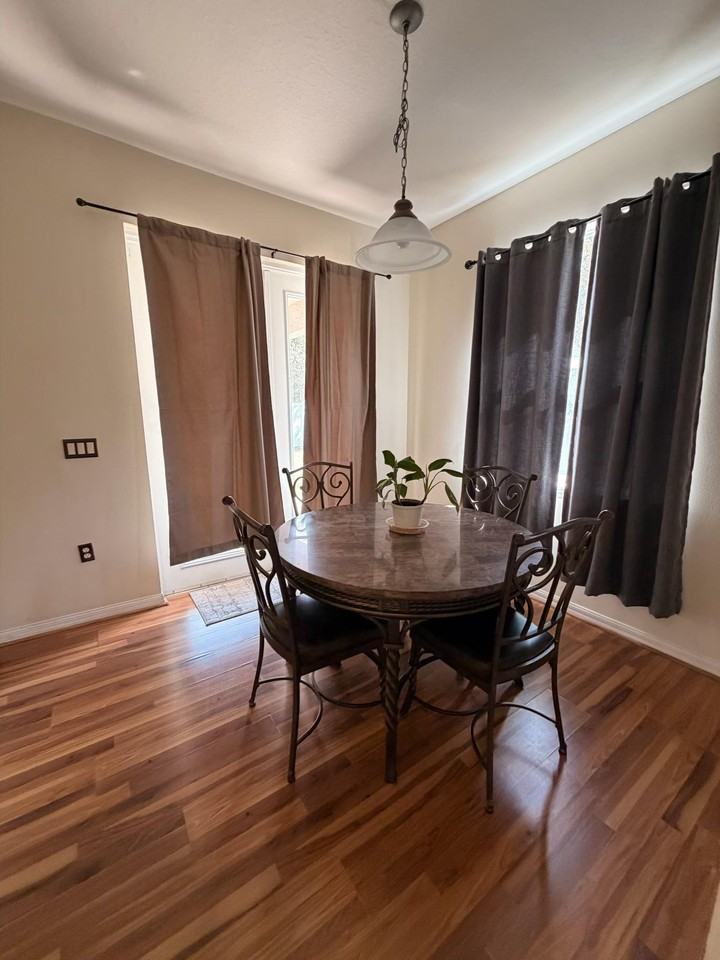 Stonington Run - Photo 3 of 9