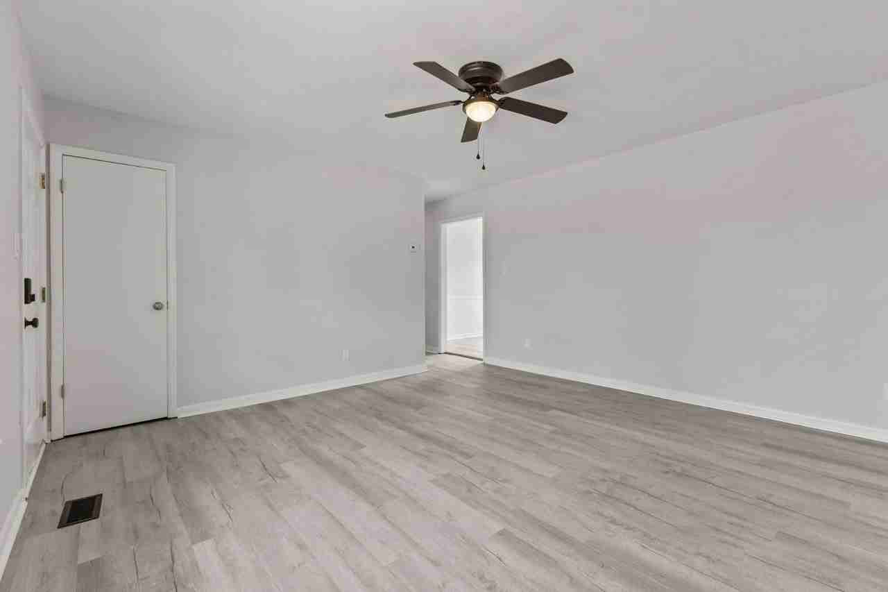 4510 Ruby Rd - Photo 4 of 18