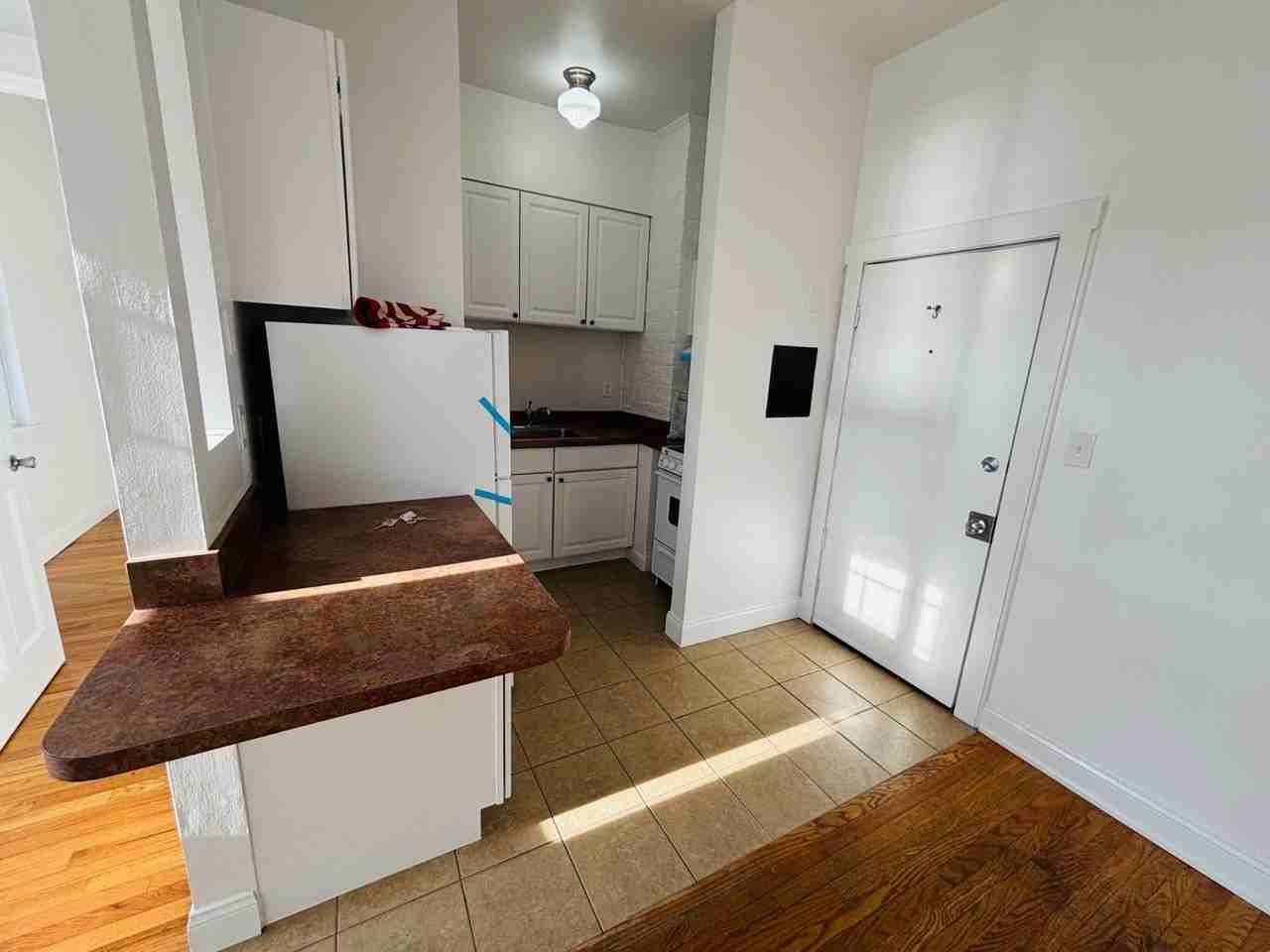 420 Littleworth Ln - Photo 3 of 13