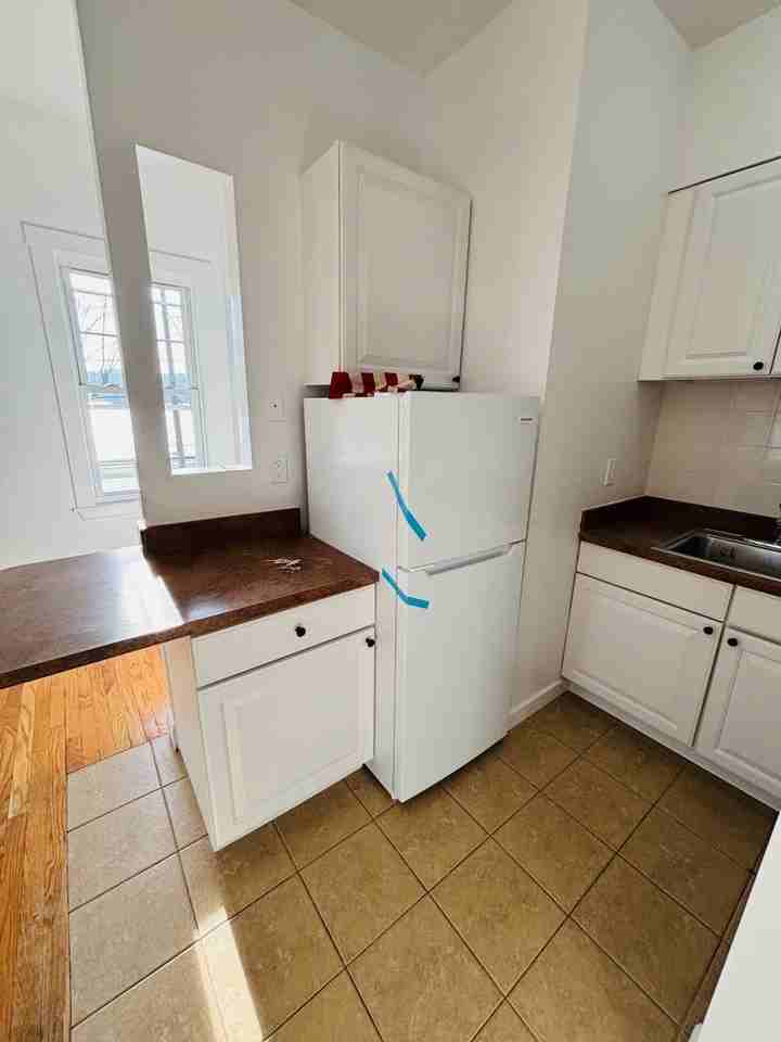 420 Littleworth Ln - Photo 5 of 13