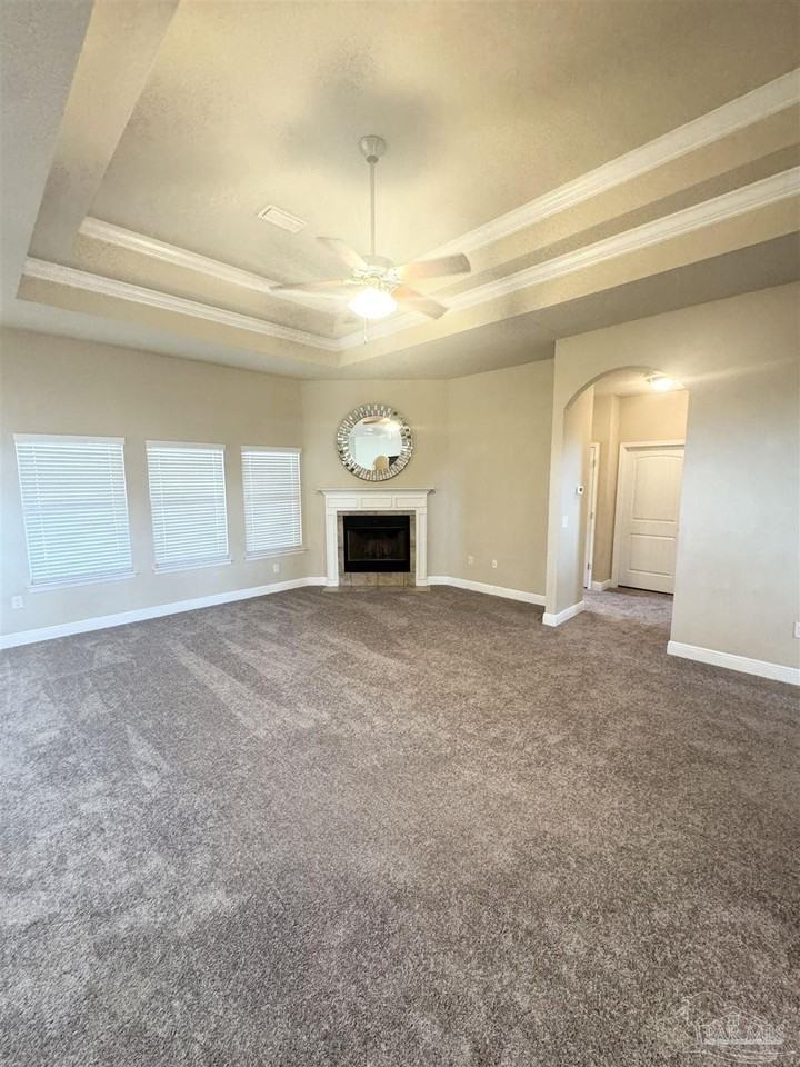 4137 Tamworth Ct - Photo 5 of 32
