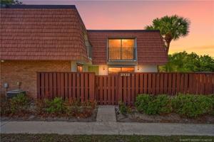 featured image of 2930 Sw Sunset Trace Cir
