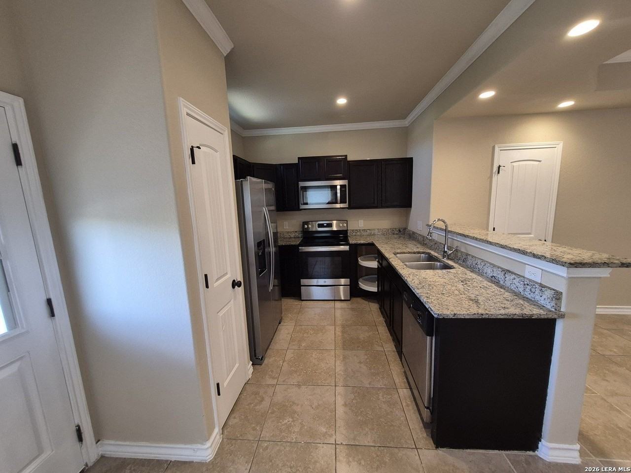 6515 Marcel Way #101 - Photo 5 of 28