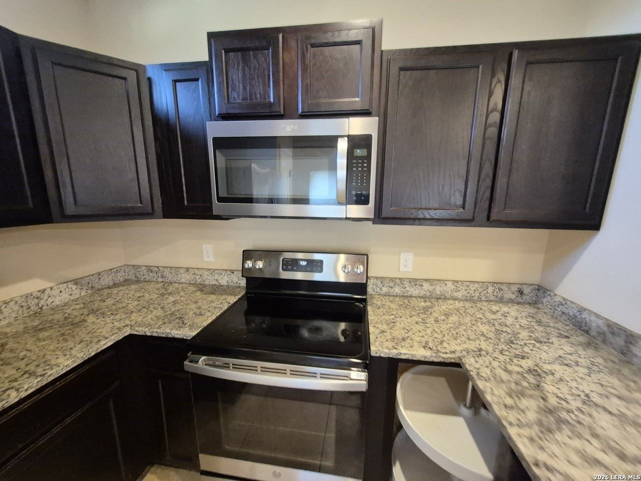 6515 Marcel Way #101 - Photo 7 of 28