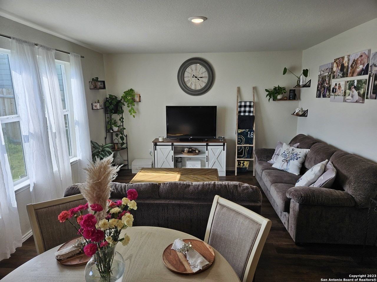 535 Wild Olive Way - Photo 6 of 35