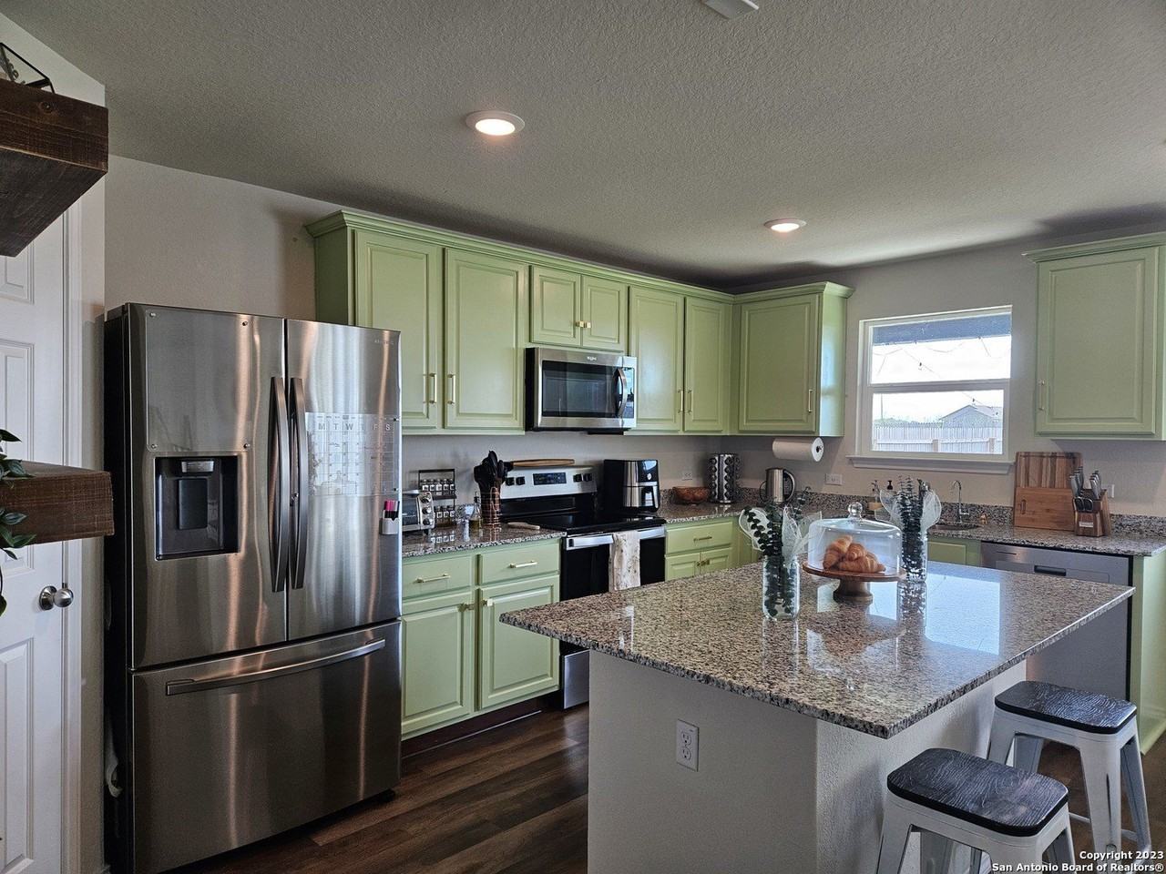 535 Wild Olive Way - Photo 7 of 35