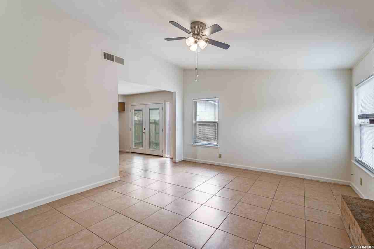 5326 Rambowllette Dr - Photo 5 of 24