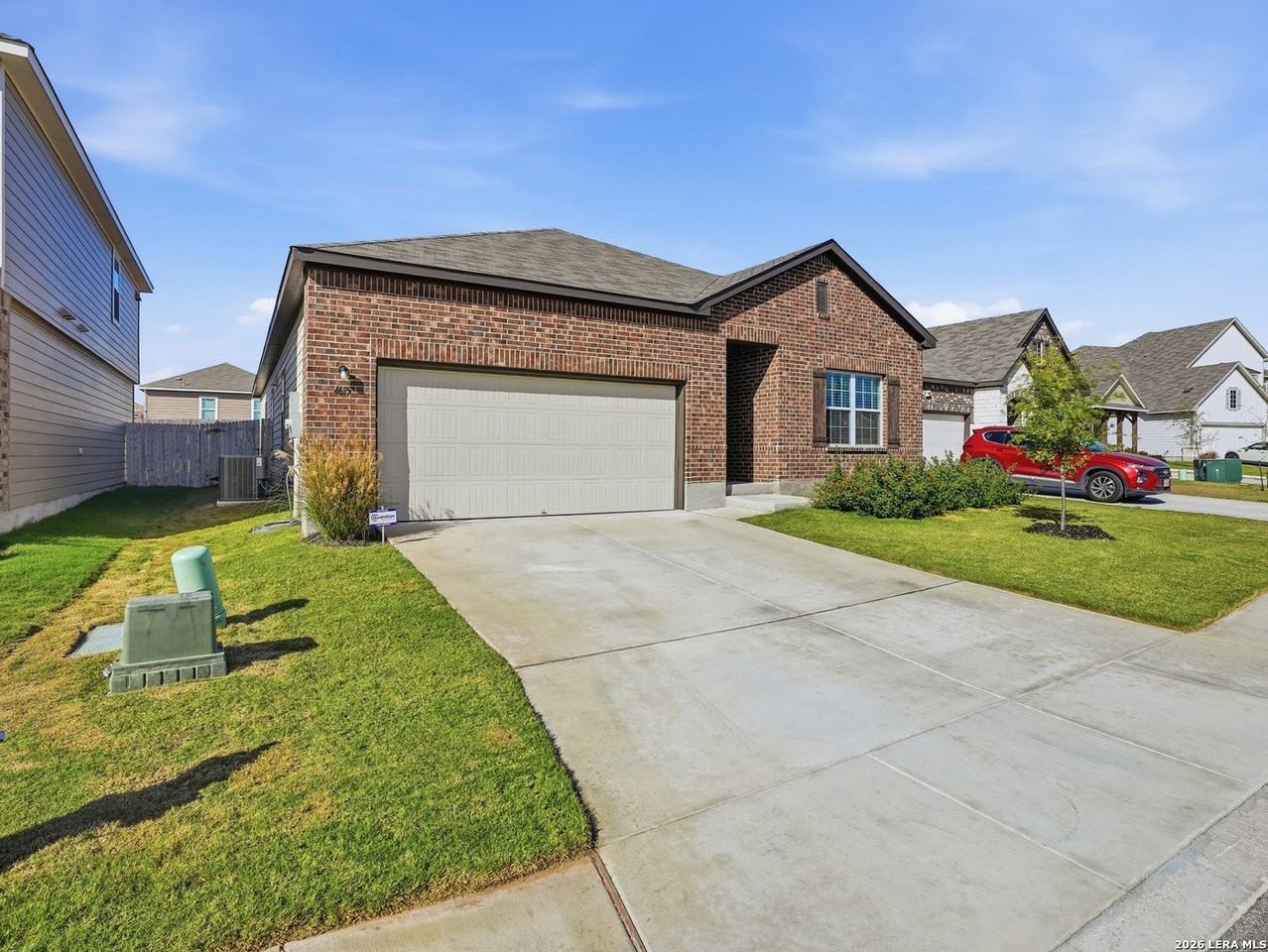 4615 Serpens - Photo 3 of 41