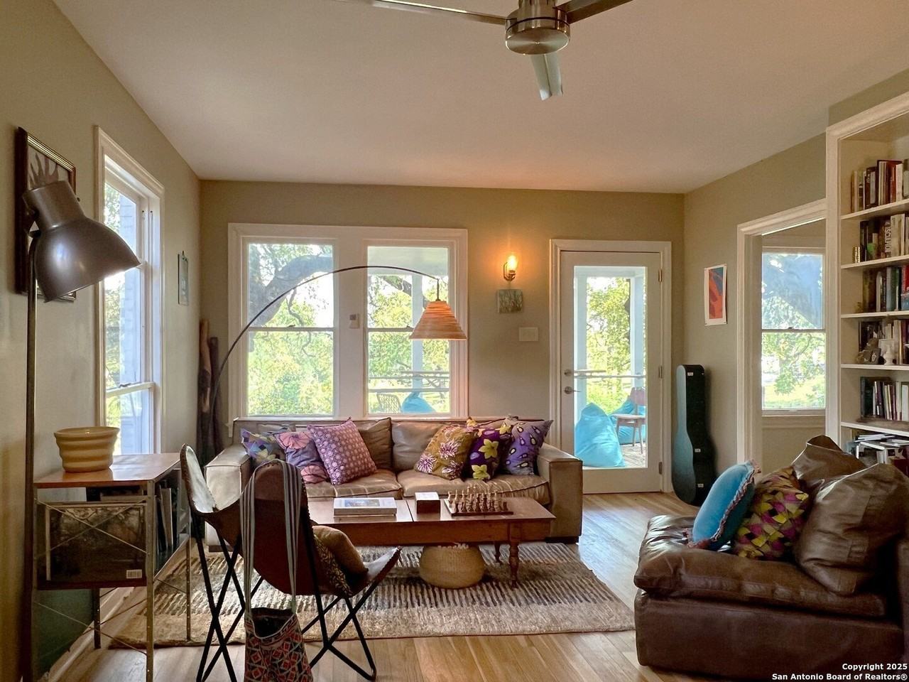 401 Shook Ave - Photo 5 of 39