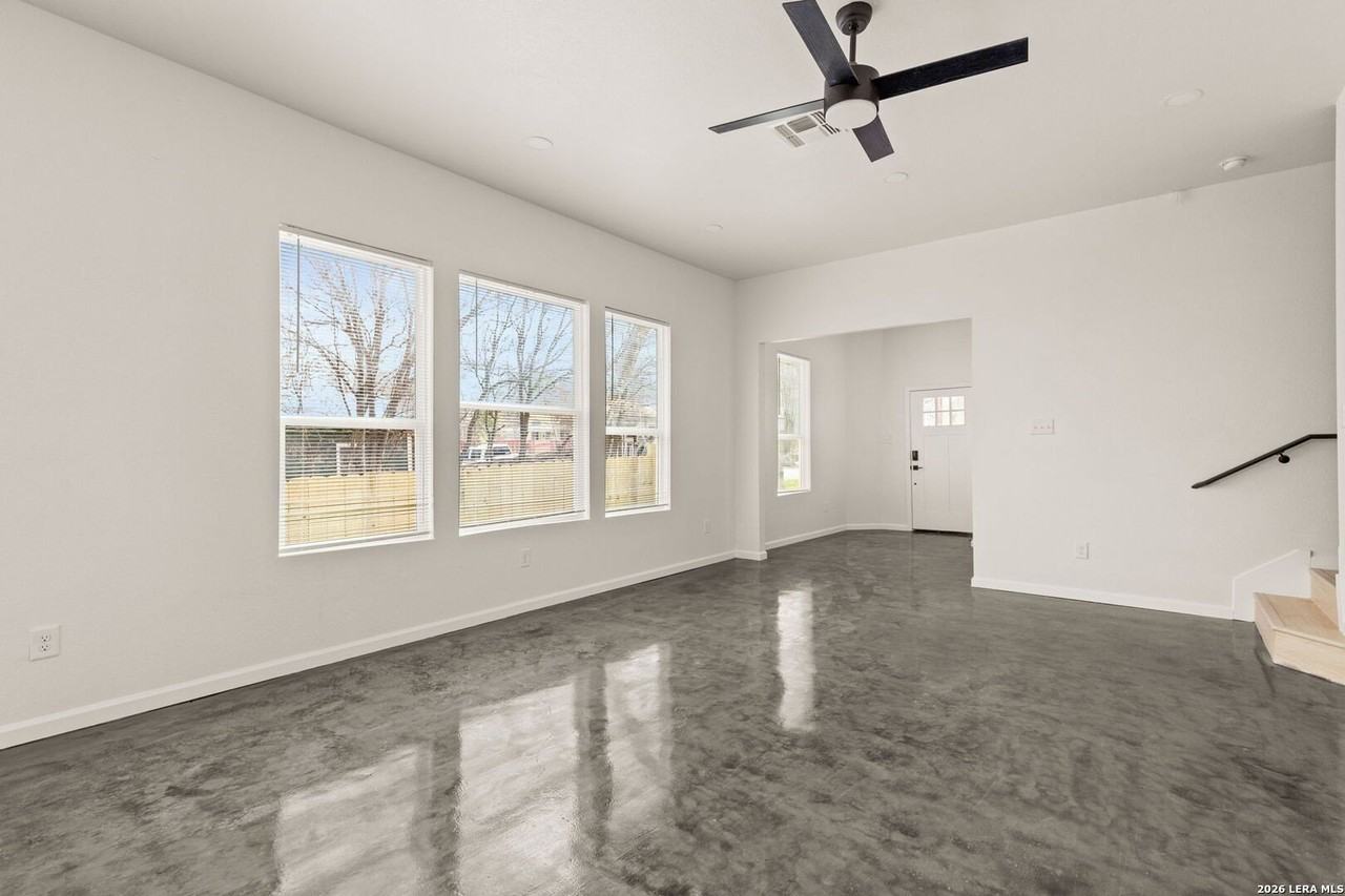 1827 Montana St Unit 101 - Photo 6 of 27